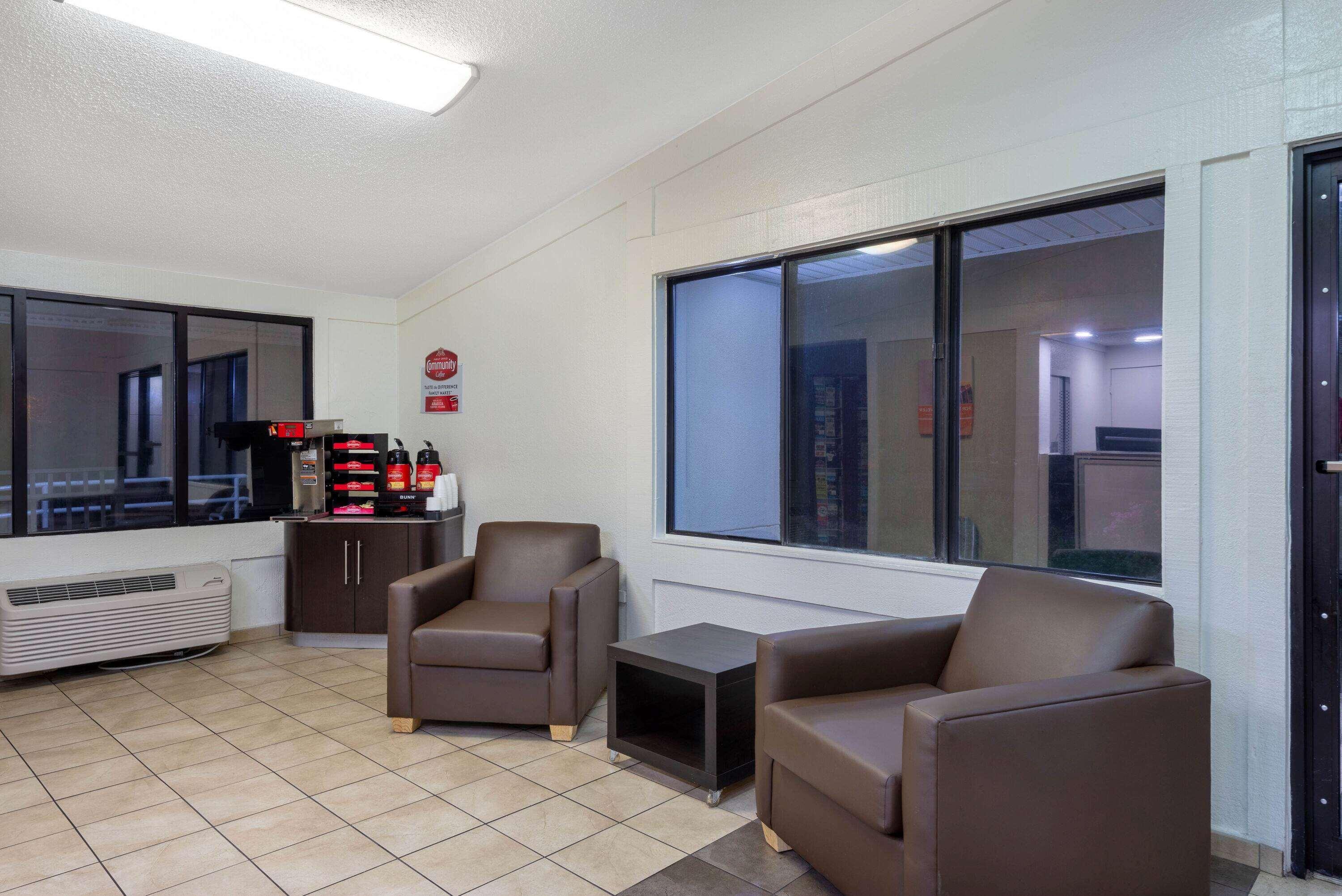 Travelodge By Wyndham Essington / Philadelphia Airport Екстер'єр фото