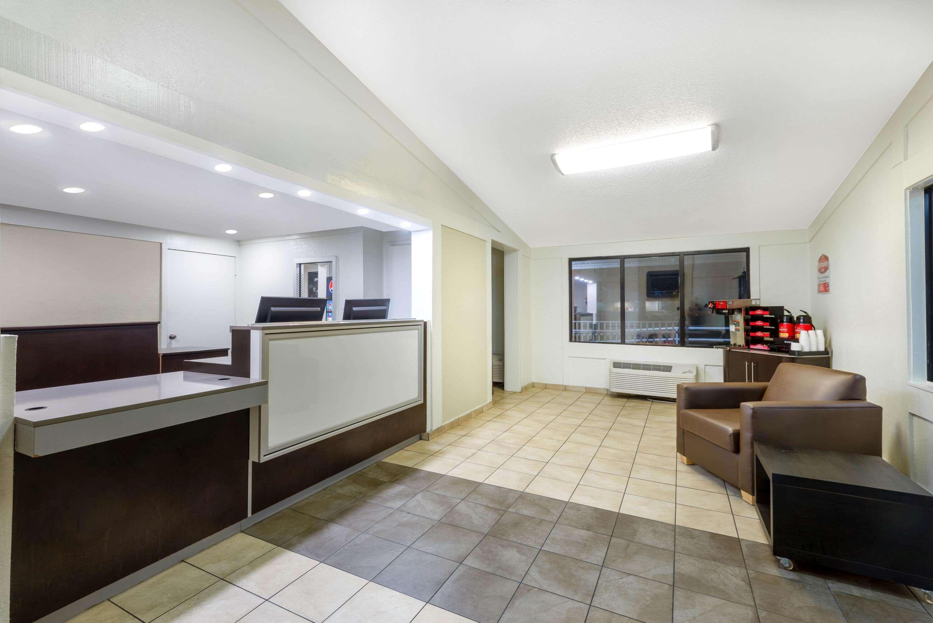 Travelodge By Wyndham Essington / Philadelphia Airport Екстер'єр фото